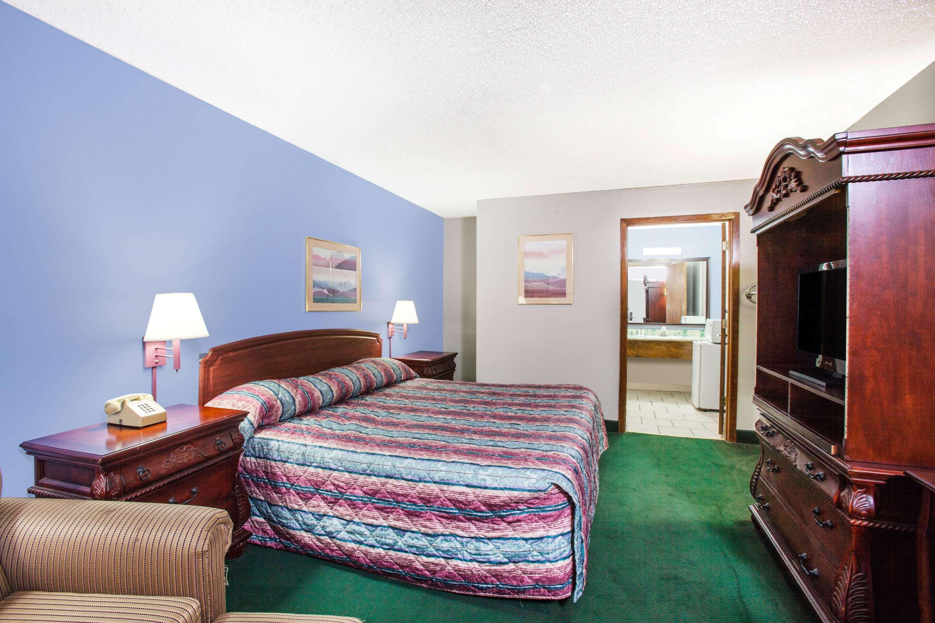 ซูเปอร์ 8 บาย วินด์แฮม มัลเวิร์น Motel Malvern ภายนอก รูปภาพ